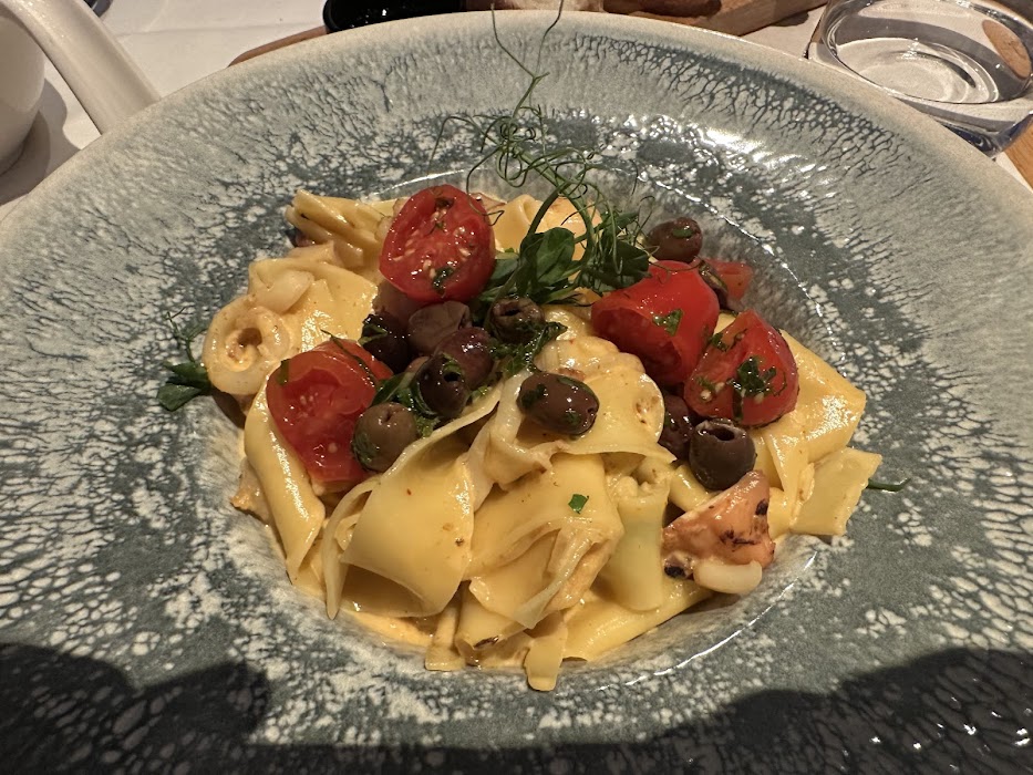 Chef's Restaurant