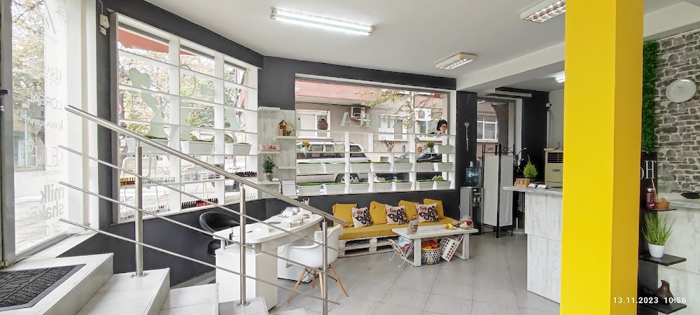 Caprica Style - Hair Salon
