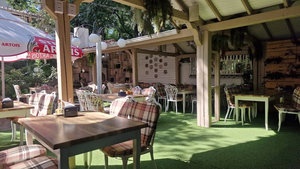 "Yuzhen Polah Pri Malak Bunardzhik" Restaurant