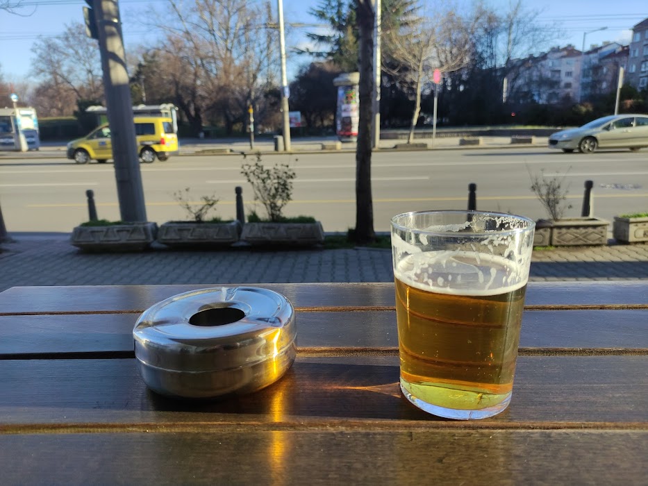 Bar 75