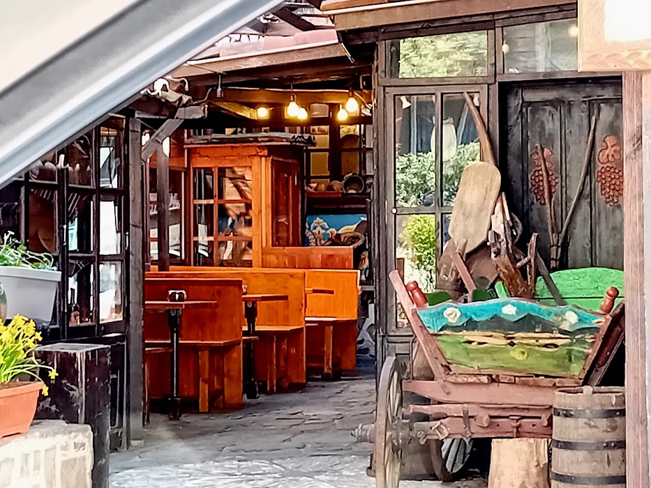Hadjidraganov's Houses Restaurant