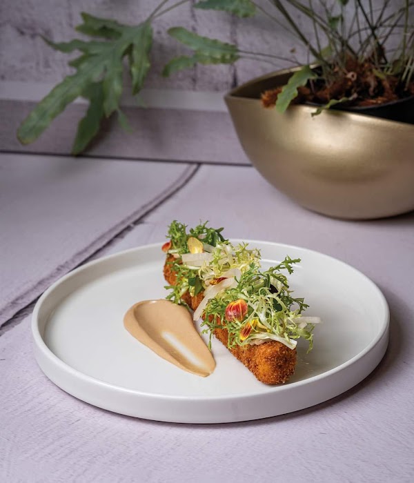 Unica Restaurant