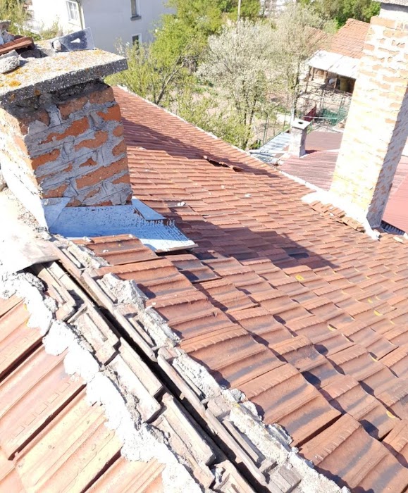 Roofing Contractor