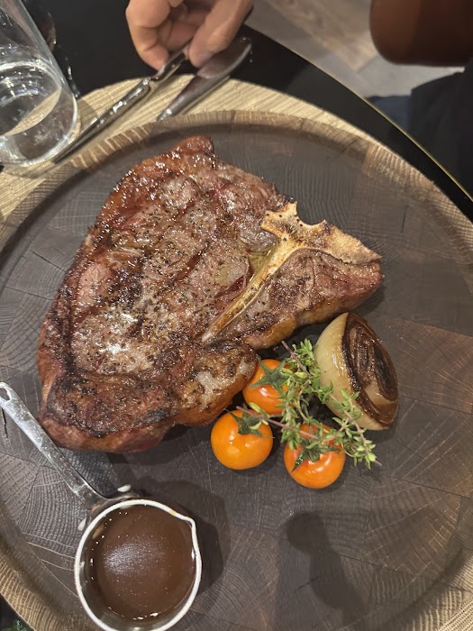 ADOR Restaurant