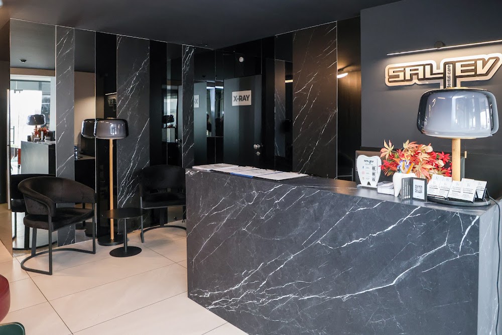 Saliev Dental Care