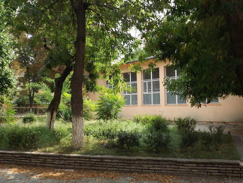"Sveti Paisiy Hilendarski" Secondary School
