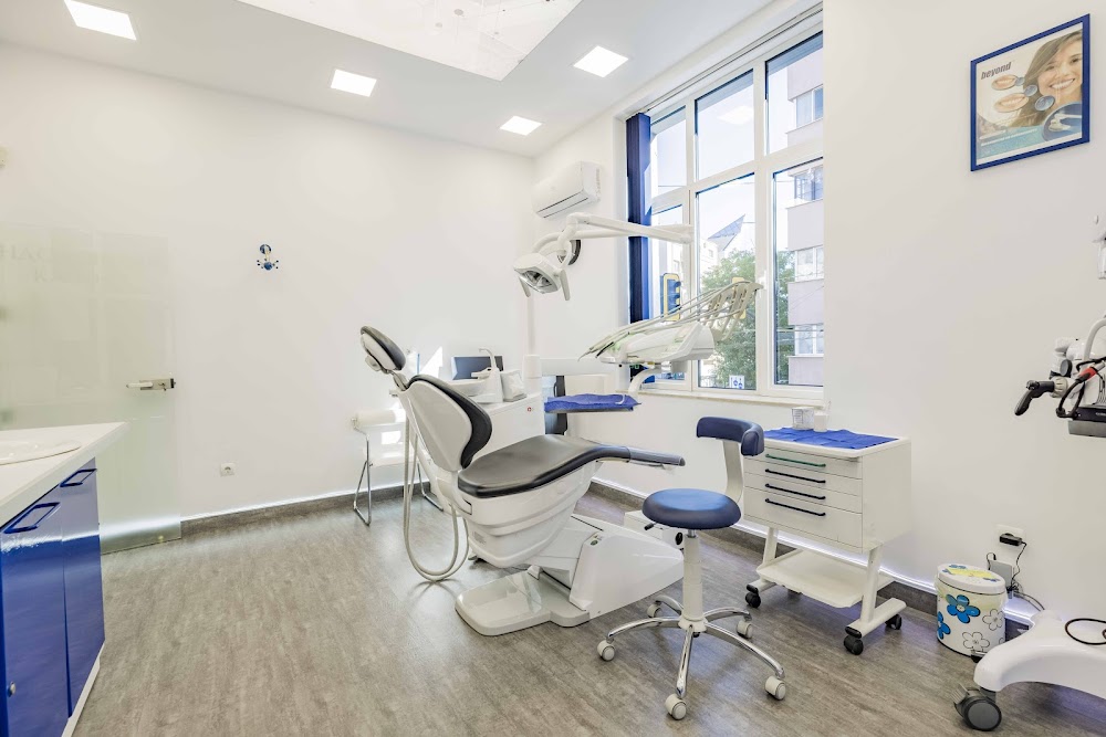 Dental Center "Medstom-M"