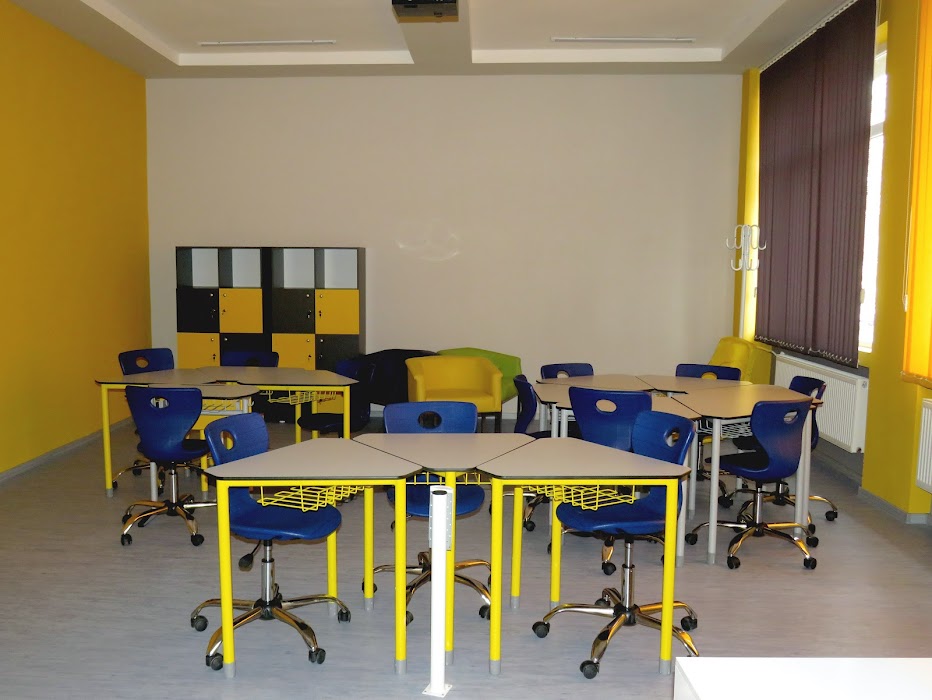 PROFESSIONAL SCHOOL OF ENGINEERING AND LIGHT INDUSTRY