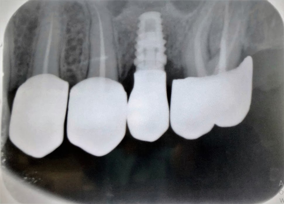 Дентален кабинет „Ивадент“ / Dental studio “Ivadent”