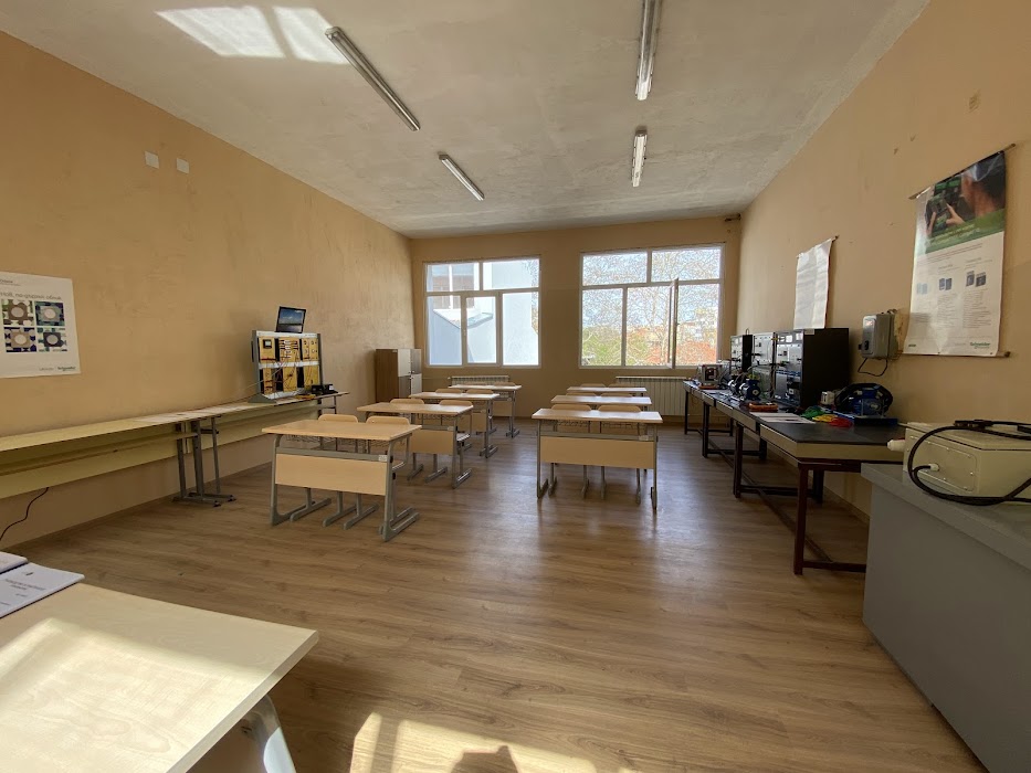 Professional School of Mechanics, Electronics and Transport Hristo Botev