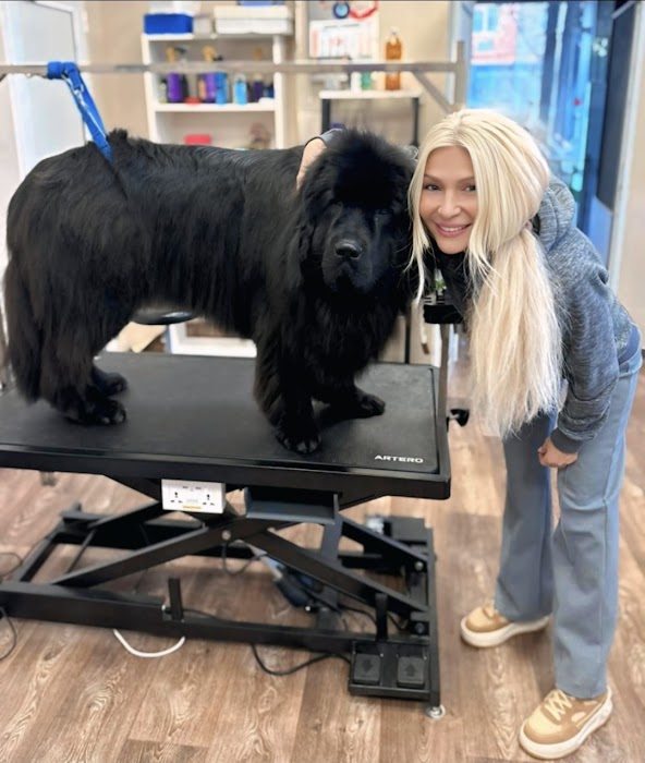 HAPPY PET SPA & GROOMING
