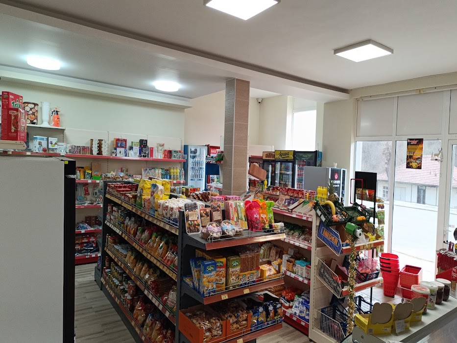 Shop COOP - Voneshta water / Shop COOP - Voneshta voda