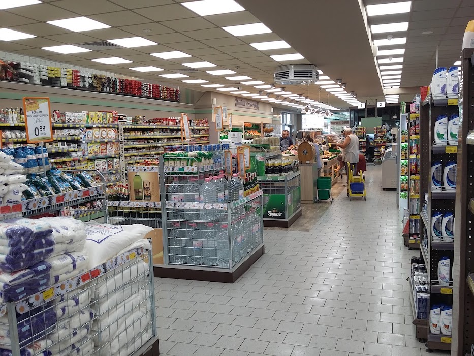 Supermarket "ABSOLUT PLUS"