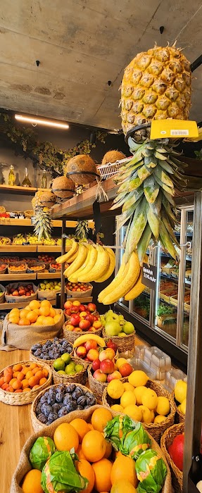 Плодове и зеленчуци VITAMIN BOUTIQUE