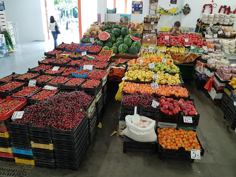 Четвъртък пазар (Thursday Market - farmers market)