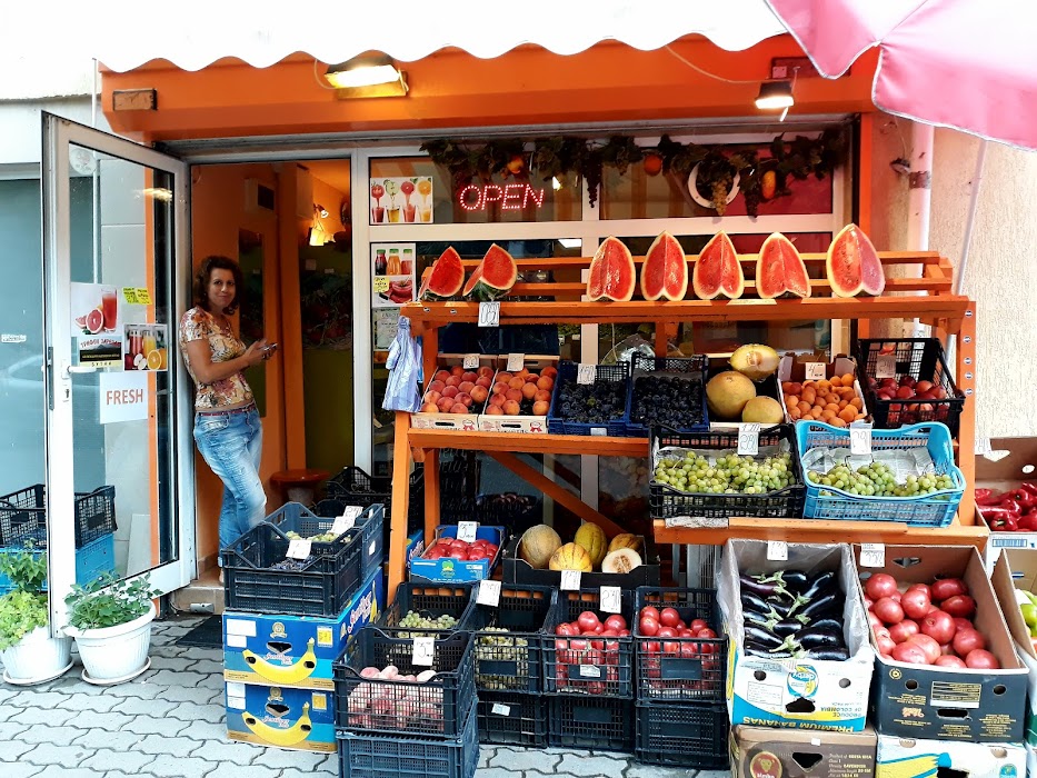 Shop 'Ploodove and vegetables-Plodoteka "