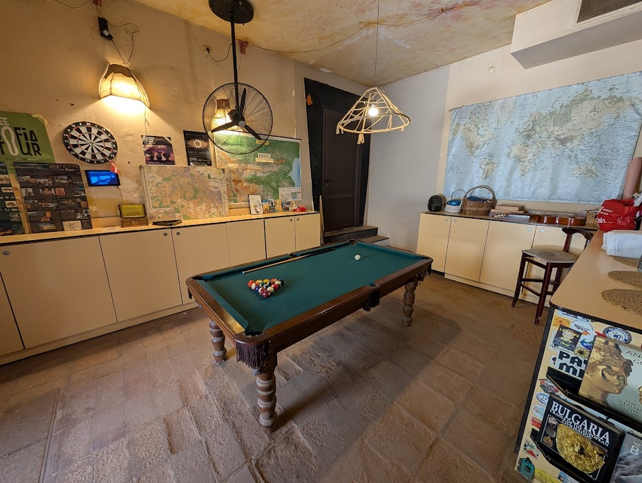 Hostel Mostel
