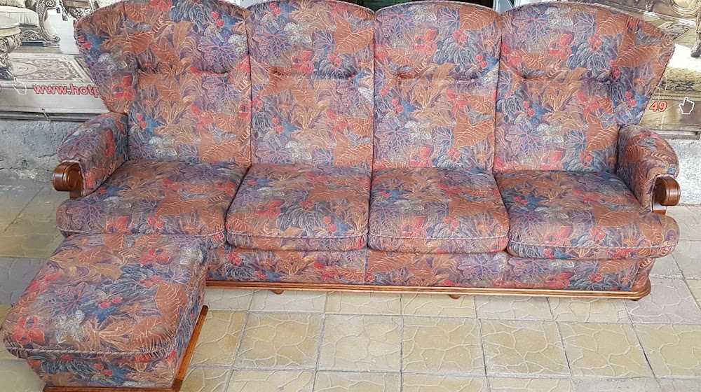 Art gallery and antique furniture - Hot Point Bulgaria LTD
