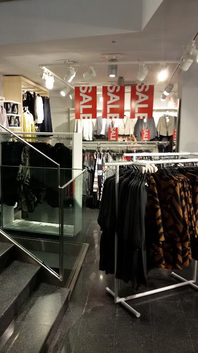 H&M