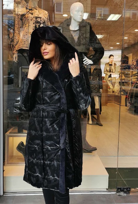 Rosi Fashion Sofia | Магазин за дамски дрехи София | Дамска мода | Модни аксесоари | Нови колекции