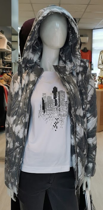 Rosi Fashion Sofia | Магазин за дамски дрехи София | Дамска мода | Модни аксесоари | Нови колекции