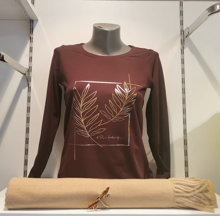 Rosi Fashion Sofia | Магазин за дамски дрехи София | Дамска мода | Модни аксесоари | Нови колекции