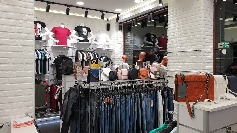 магазин "INDIGO fashion" Кърджали