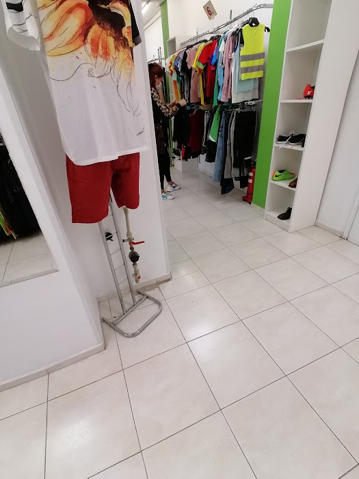 Humana Dubrovnik- shop second-hand clothes