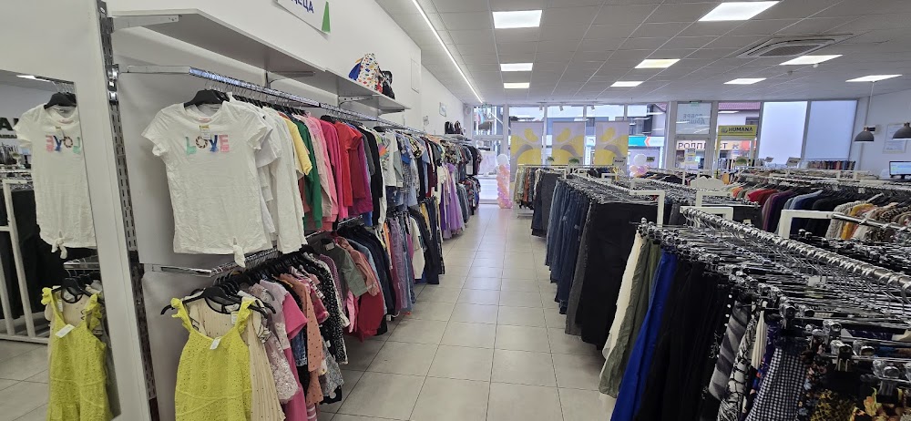 магазин Humana second hand