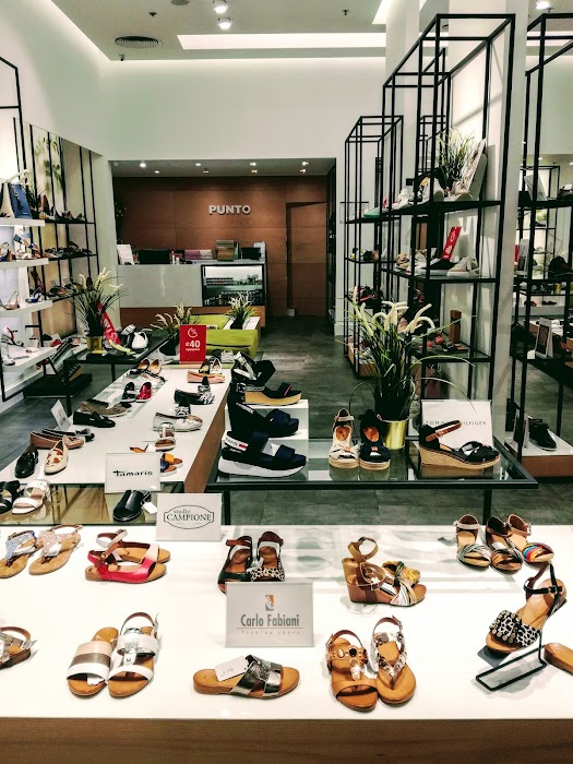 PUNTO - shoe stores