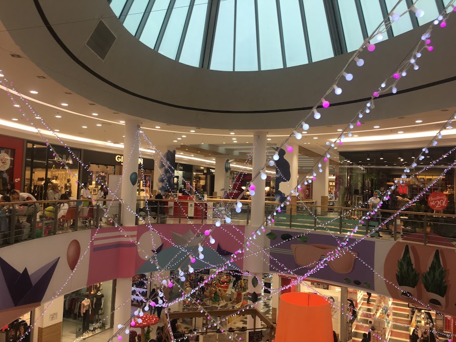 PUNTO - shoe stores