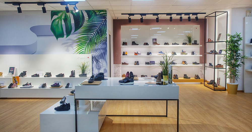 PUNTO - shoe stores