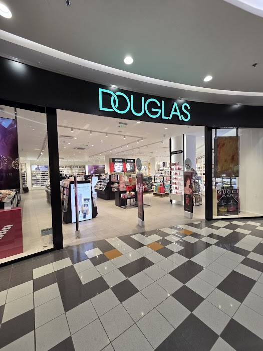 DOUGLAS 22 MALL PLOVDIV