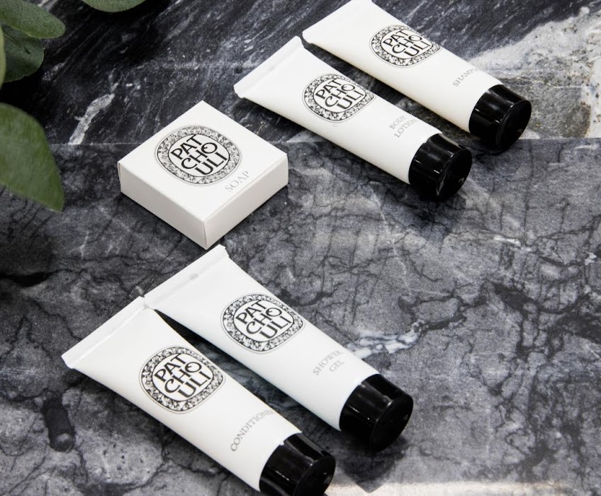 LAREN hotel cosmetics & textile