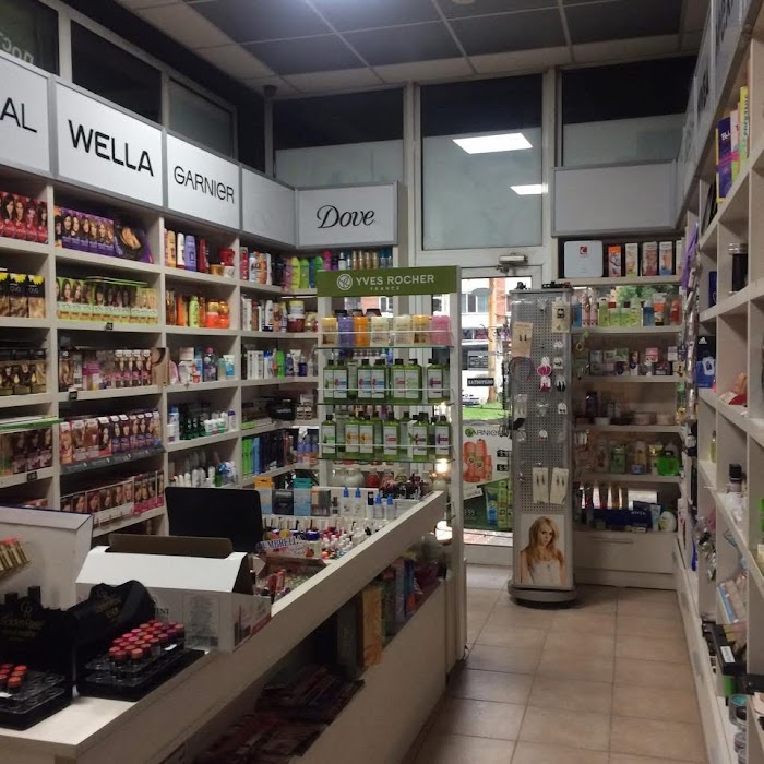Магазин Beauty , парфюмерия ,козметика и бельо