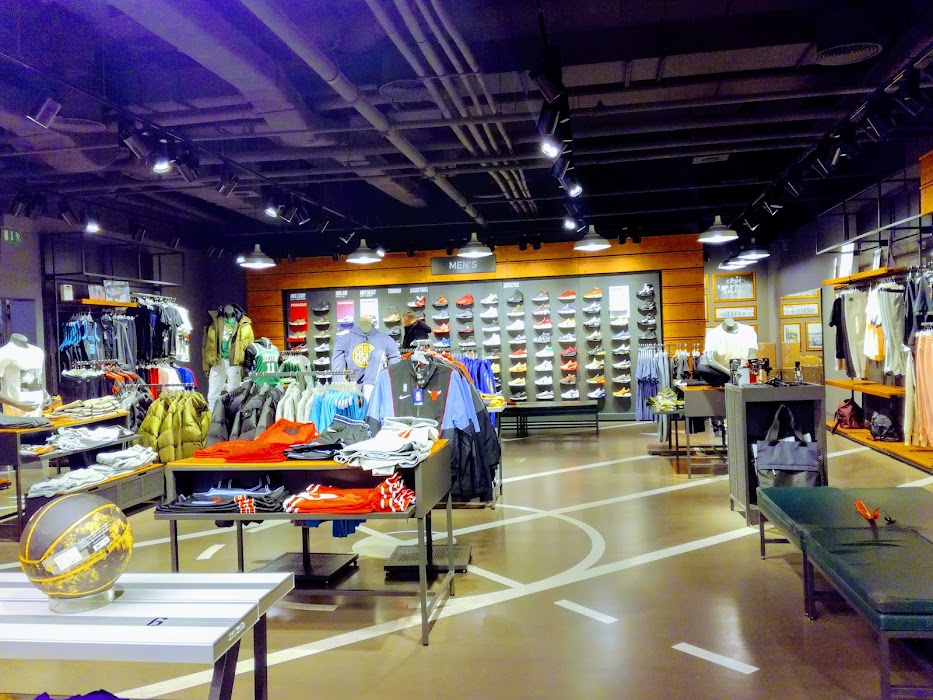 Nike Store