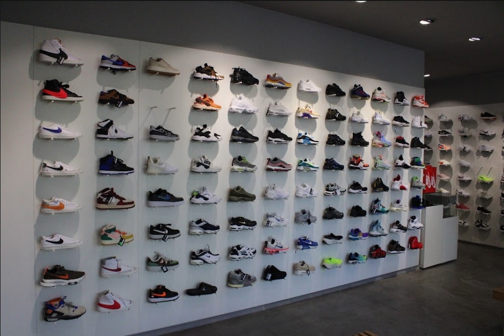 Sneakershop Foot Court