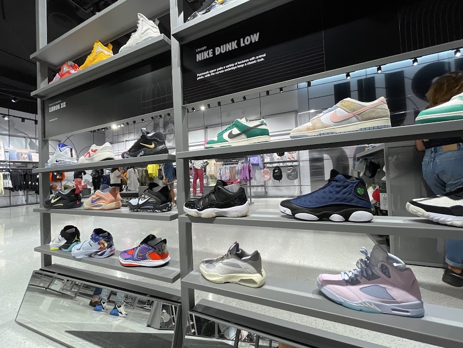 Nike Store