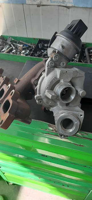 Auto Expert Ozay