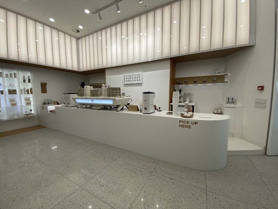 LATE Café & Roastery