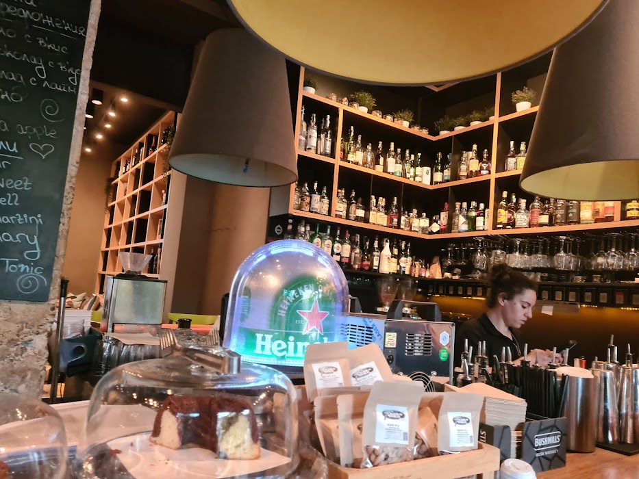 Lime Cafe & Cocktails