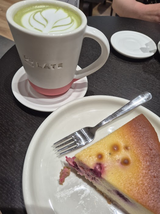 LATE Café & Roastery