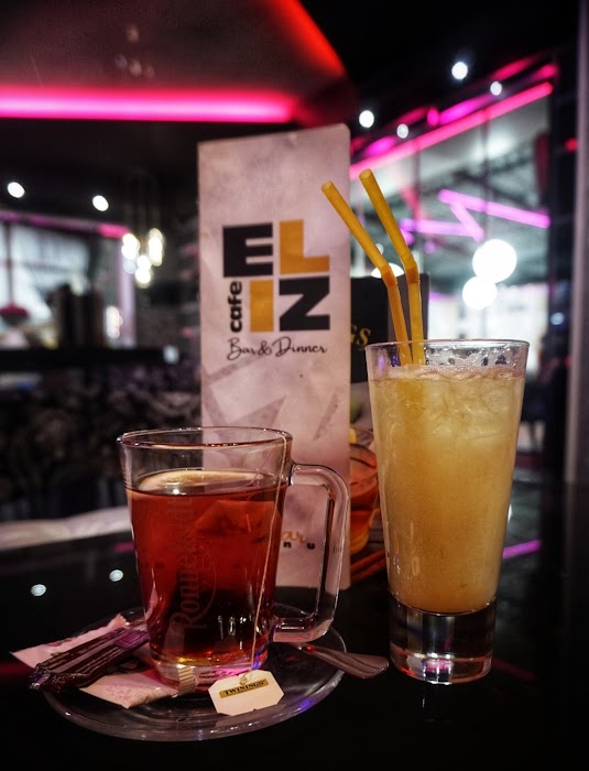 Cafe Bar And Street Food Eliz