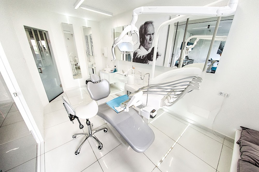 Saliev Dental Care