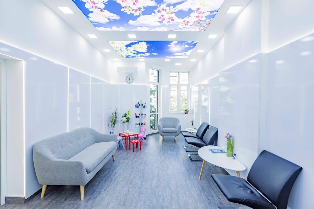 Dental Center "Medstom-M"