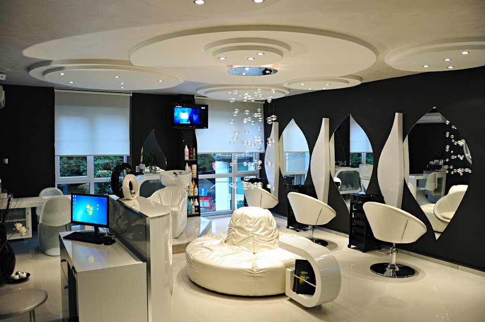 LM Beauty Studio 2 (Beauty Studio LM 2)
