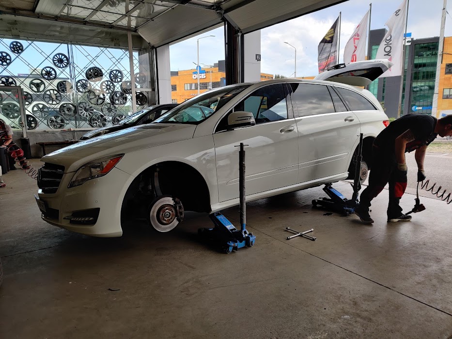 Tire Shop & Auto Repairs