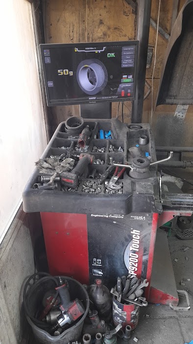 Car Tyres Repair Shop