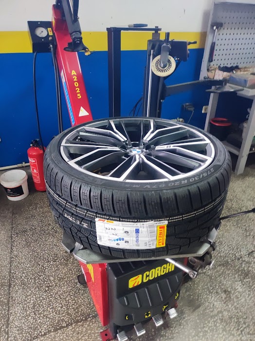Център гуми Пит Стоп/ Tyres Pit Stop
