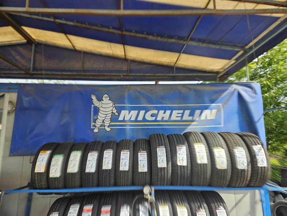 Tire service